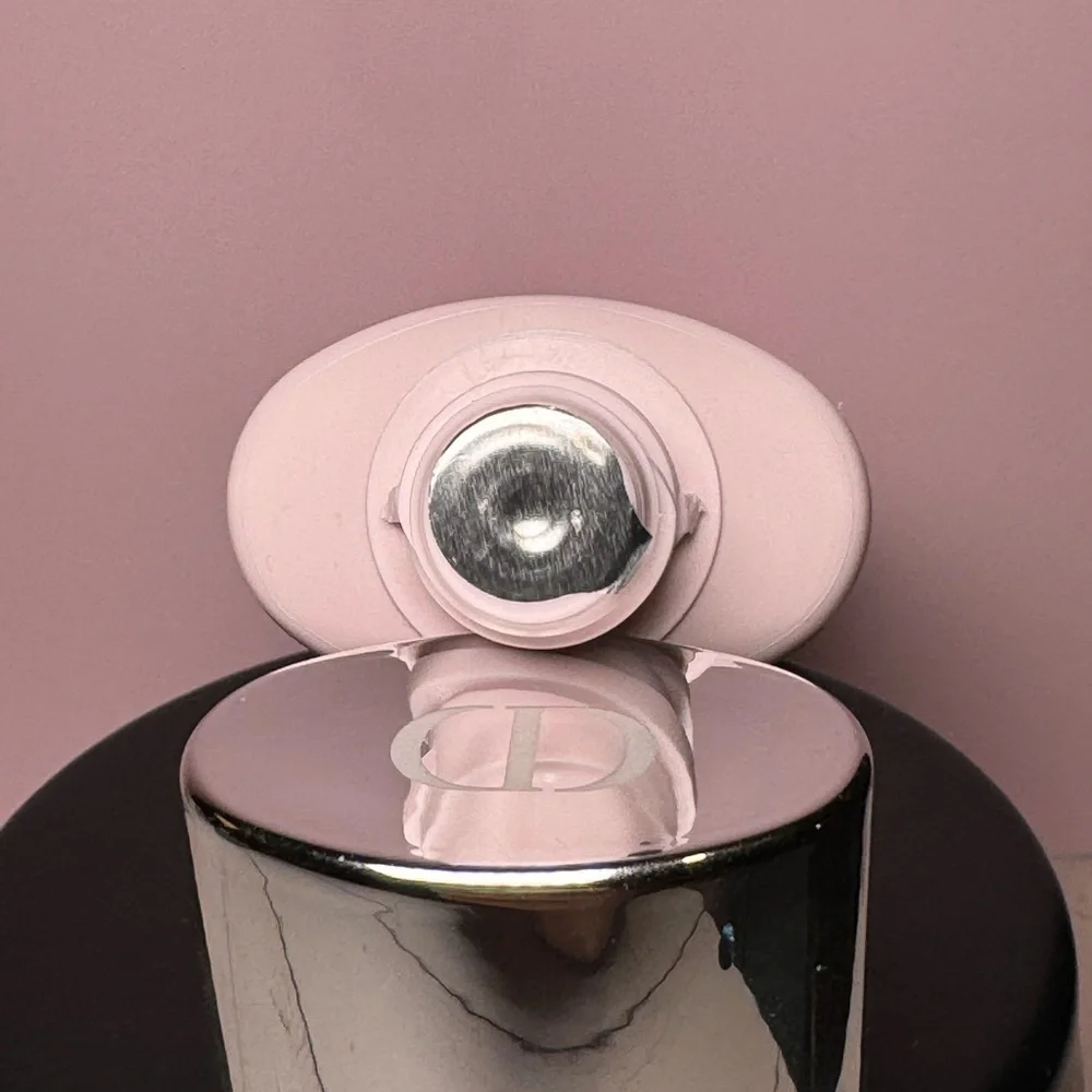 Dior - Miss Dior Rose Granita Exfoliating Body Shower Milk NWOB 75 ml/2.5 fl oz